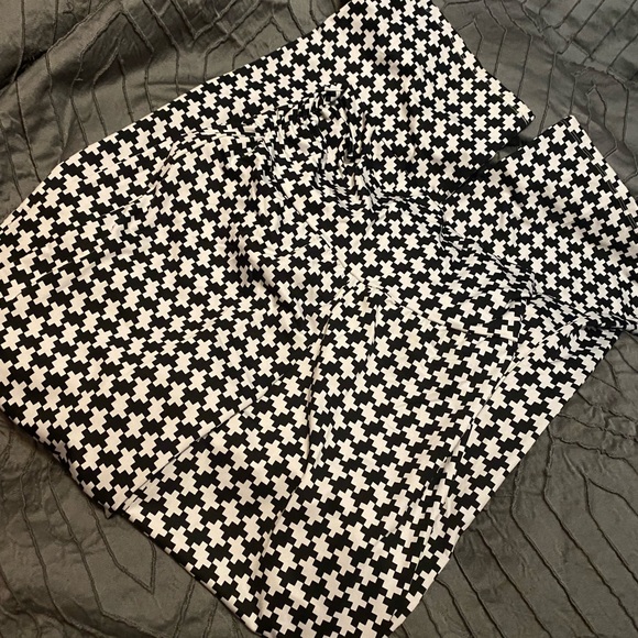 Ladies Lounging Pants - Picture 2 of 6